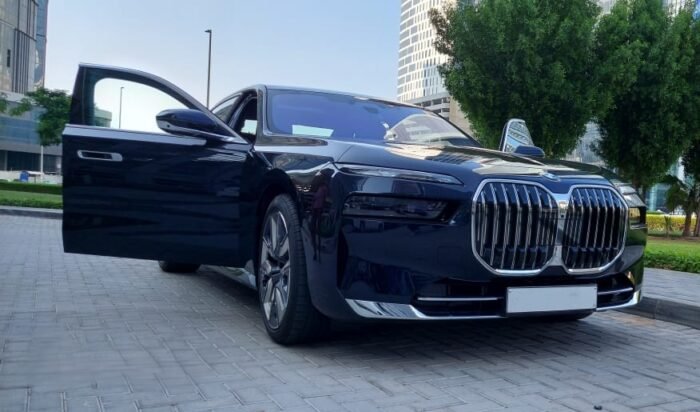 BMW 735i Rental in Dubai