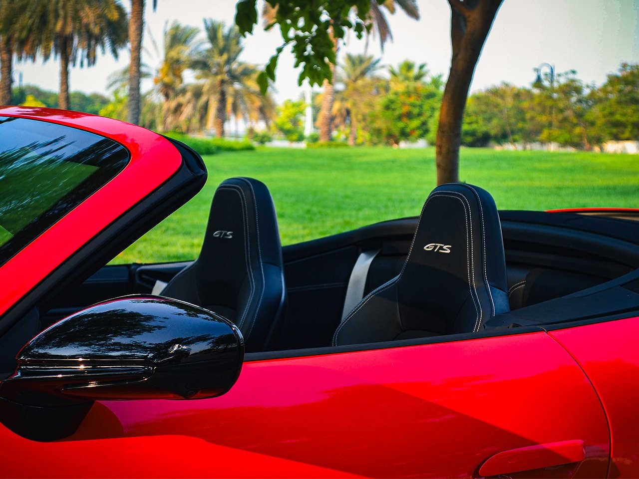 Carrera 911 GTS Cabriolet Rental in Dubai