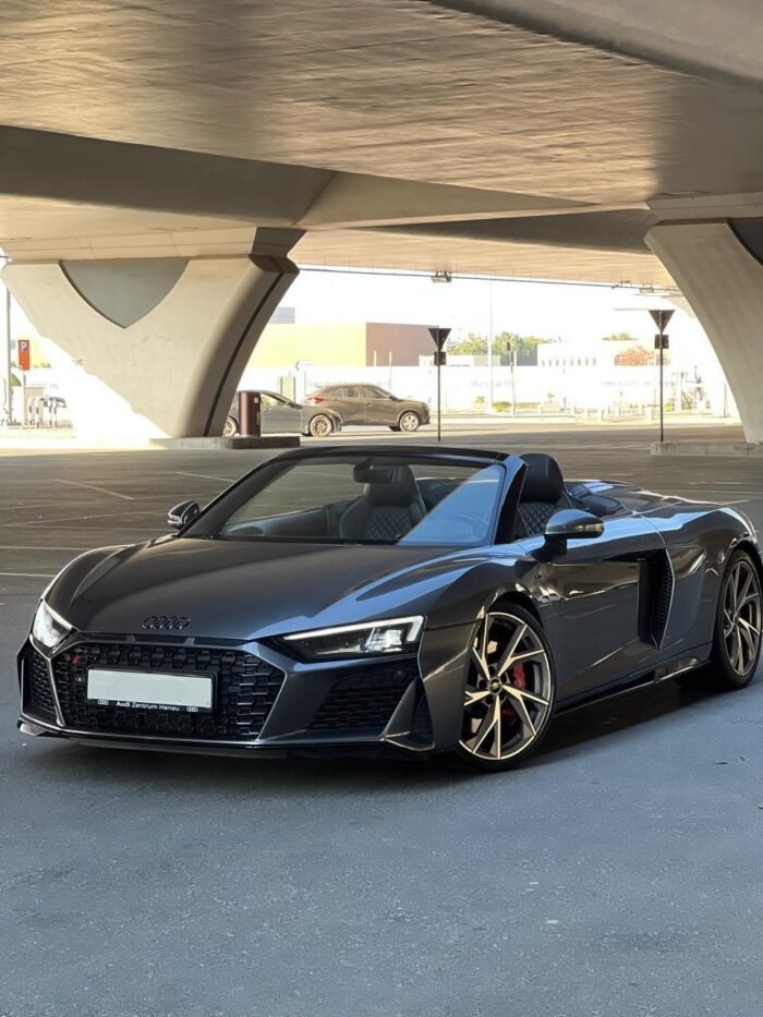 Rent Audi R8 in Dubai