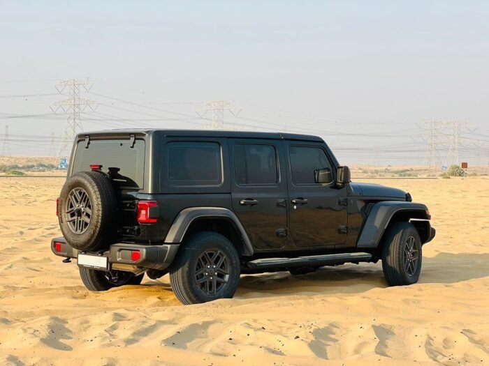 Rent Jeep Wrangler Dubai