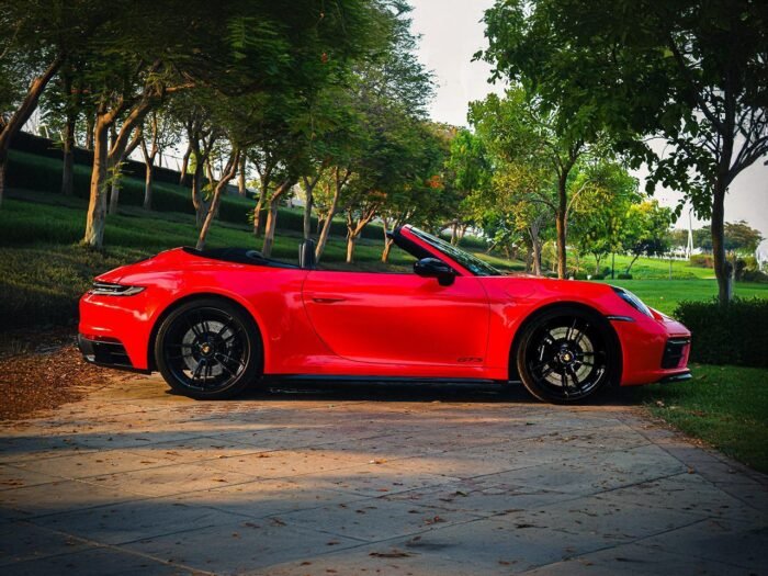 Porsche 911 Carrera Rental in Dubai