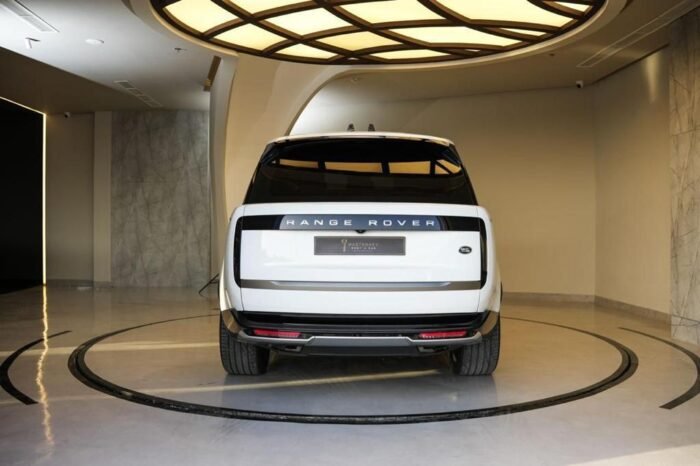 Range Rover Vogue Rental in Dubai