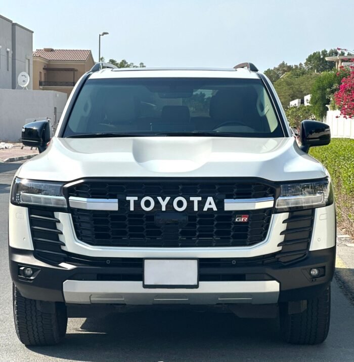 Rent Toyota Land Cruiser Twin Turbo in Dubai