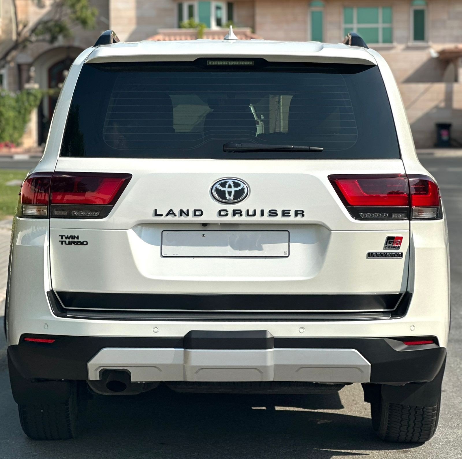 Rent Toyota Land Cruiser Twin Turbo in Dubai