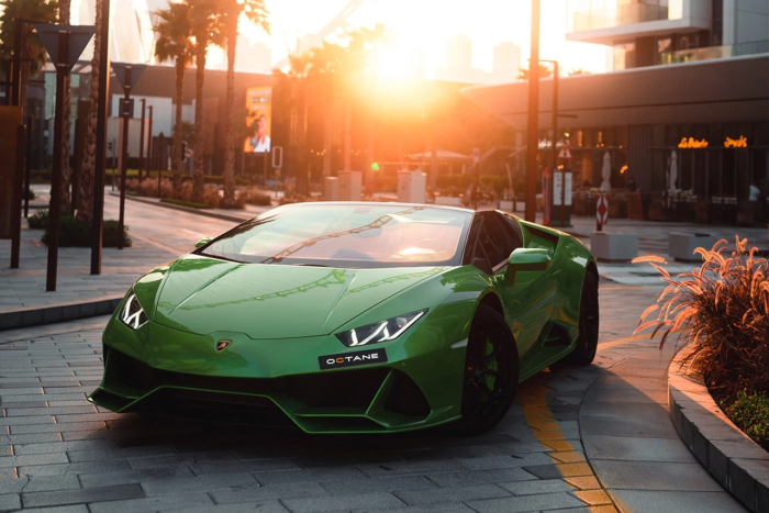 Lamborghini Evo Spyder - Green Rental in Dubai