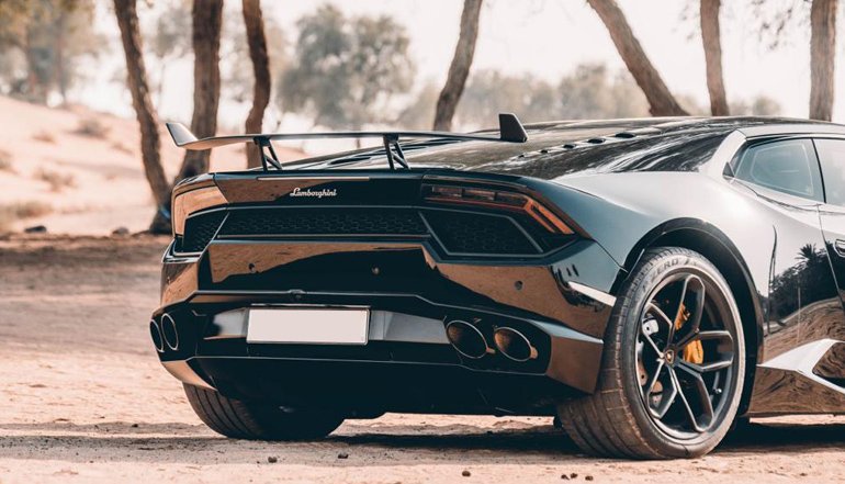 Lamborghini Huracan Rental in Dubai