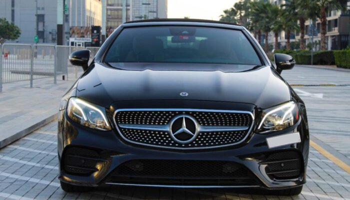 Mercedes E400 cabriolet Rental in Dubai