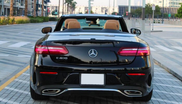 Mercedes E400 cabriolet Rental in Dubai